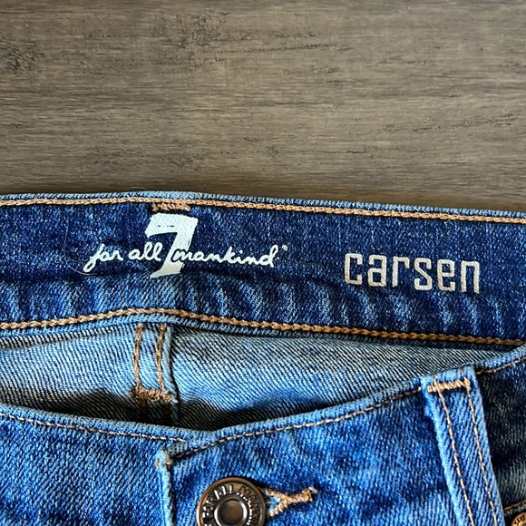 7 for All Mankind Barely Worn Jeans - Picture 3 of 4